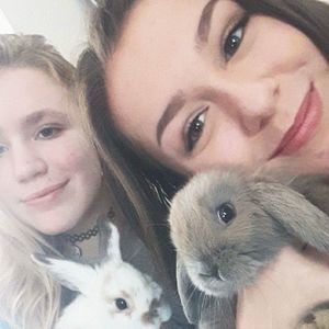 Meet your Posher, Hannah